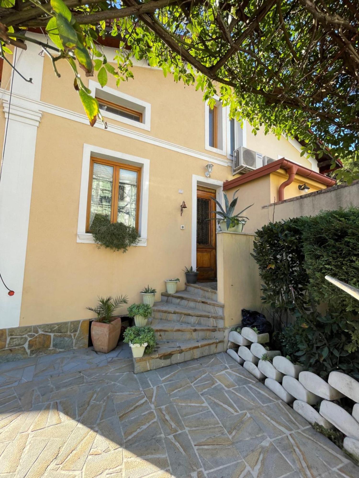 Villa Noa Jacuzzi & Sauna Izola Exterior foto
